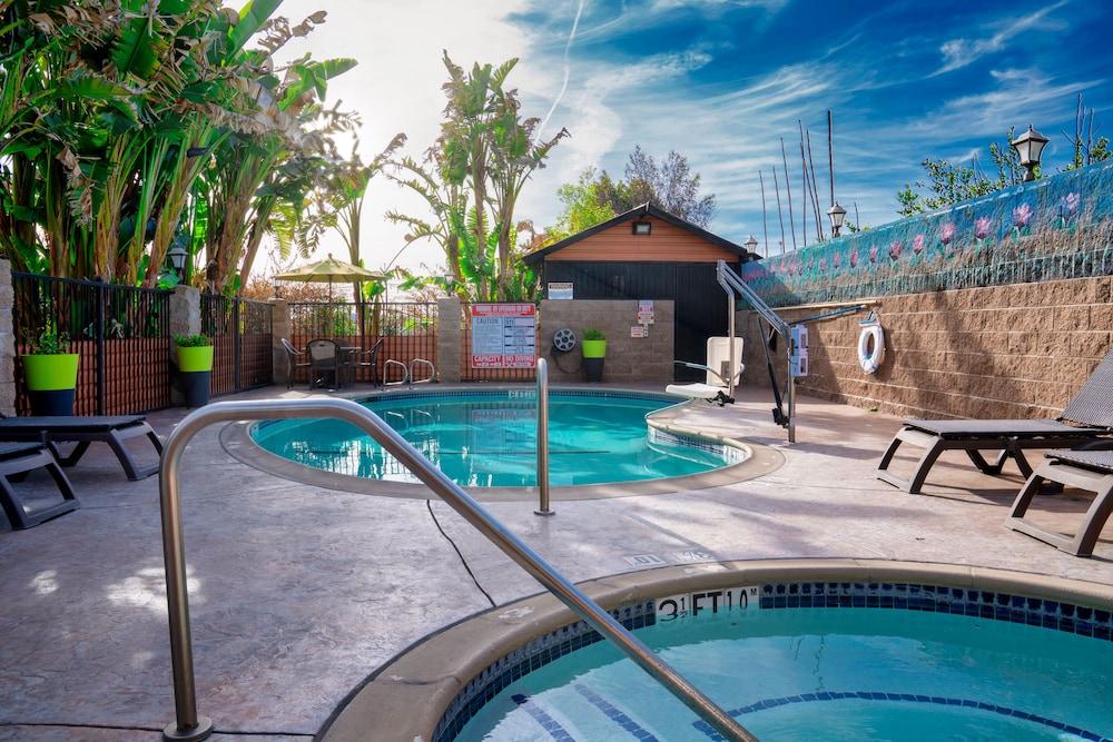 Quality Inn Hemet - San Jacinto Exterior foto
